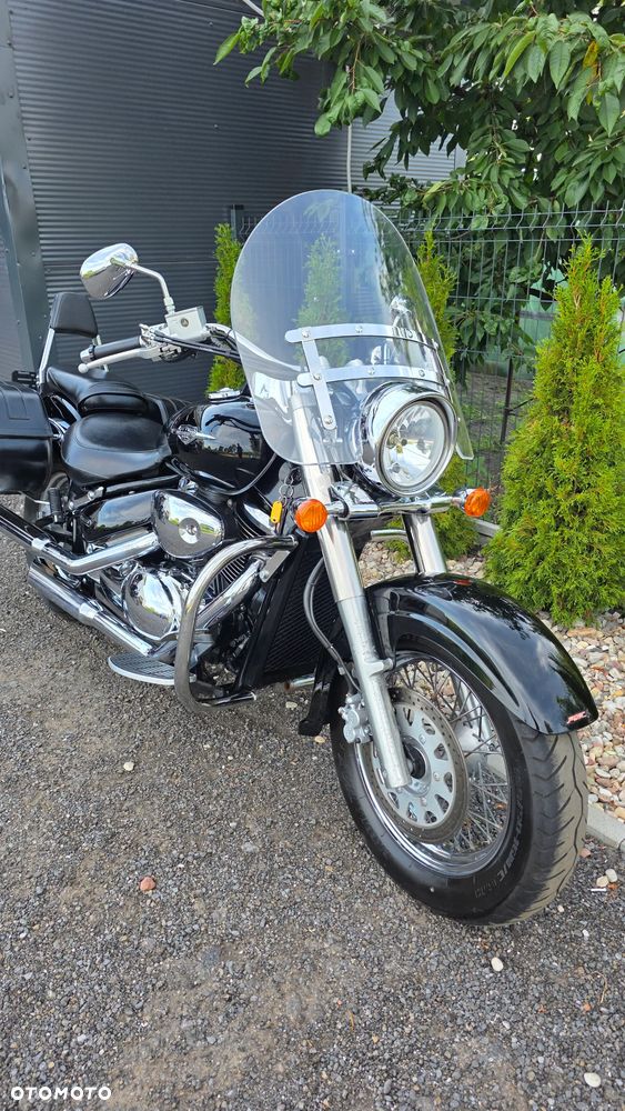 Suzuki Intruder - 28