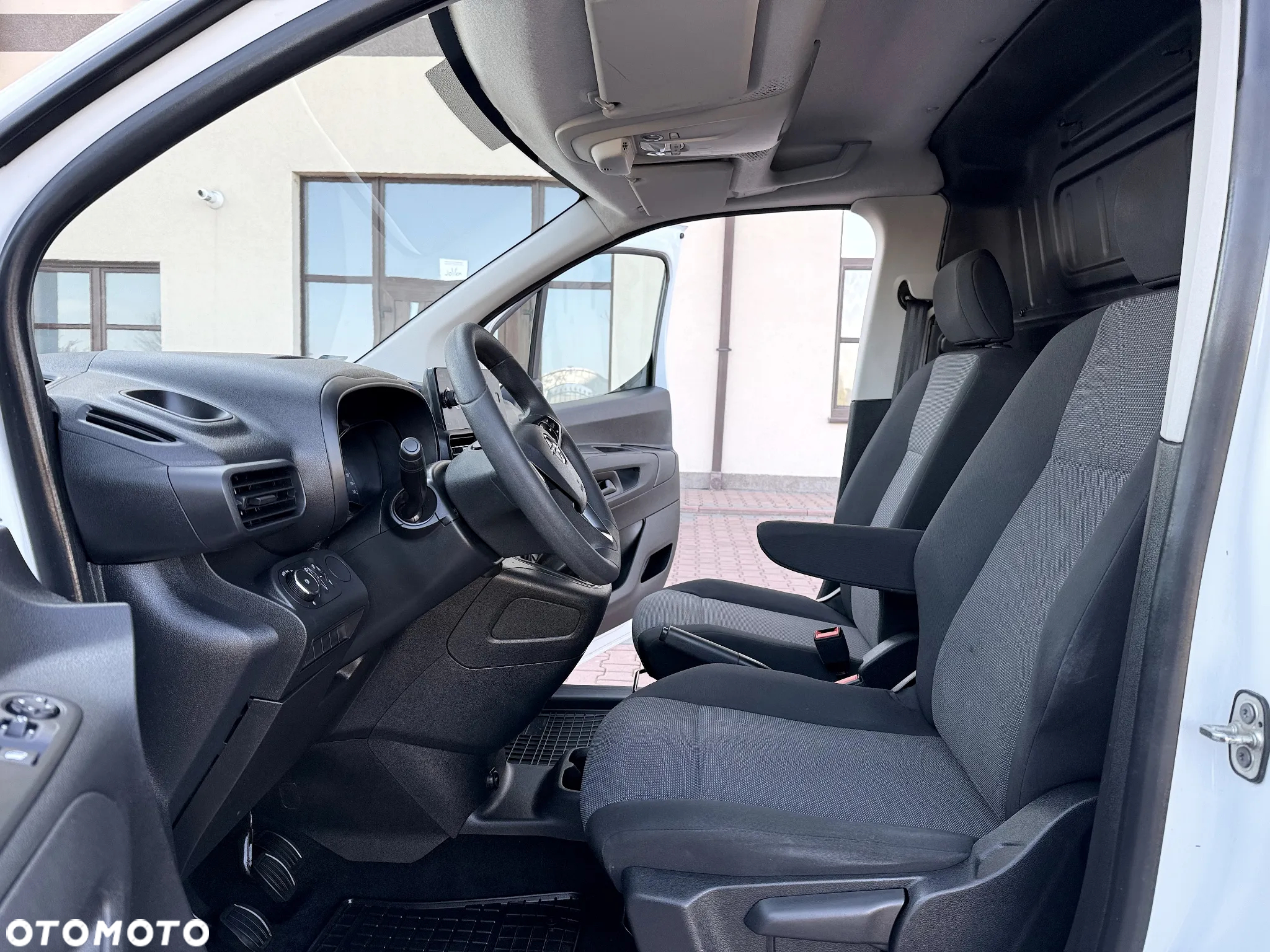Opel COMBO - 18