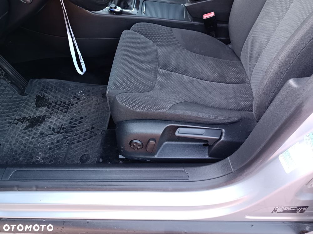 Volkswagen Passat 1.8 TSI Comfortline - 21