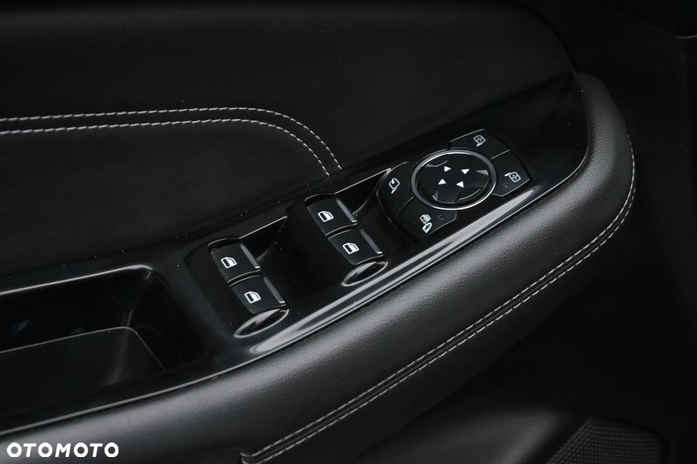 Ford S-Max 2.0 TDCi 4WD Titanium PowerShift - 39