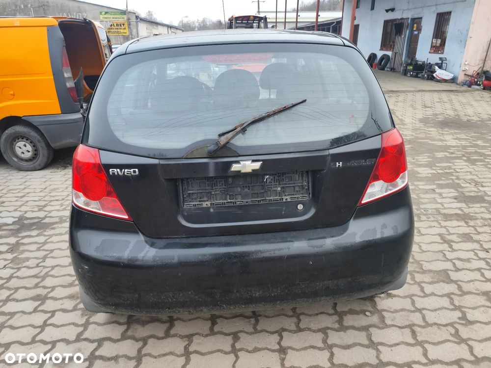 chevrolet aveo maska zderzak lampa grill błotnik drzwi zbiornik paliwa szyba lusterko klamka - 5