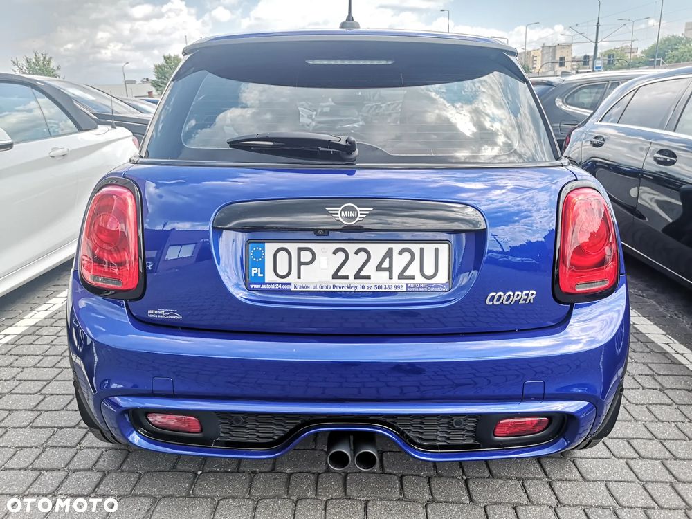 MINI Cooper Standard - 4