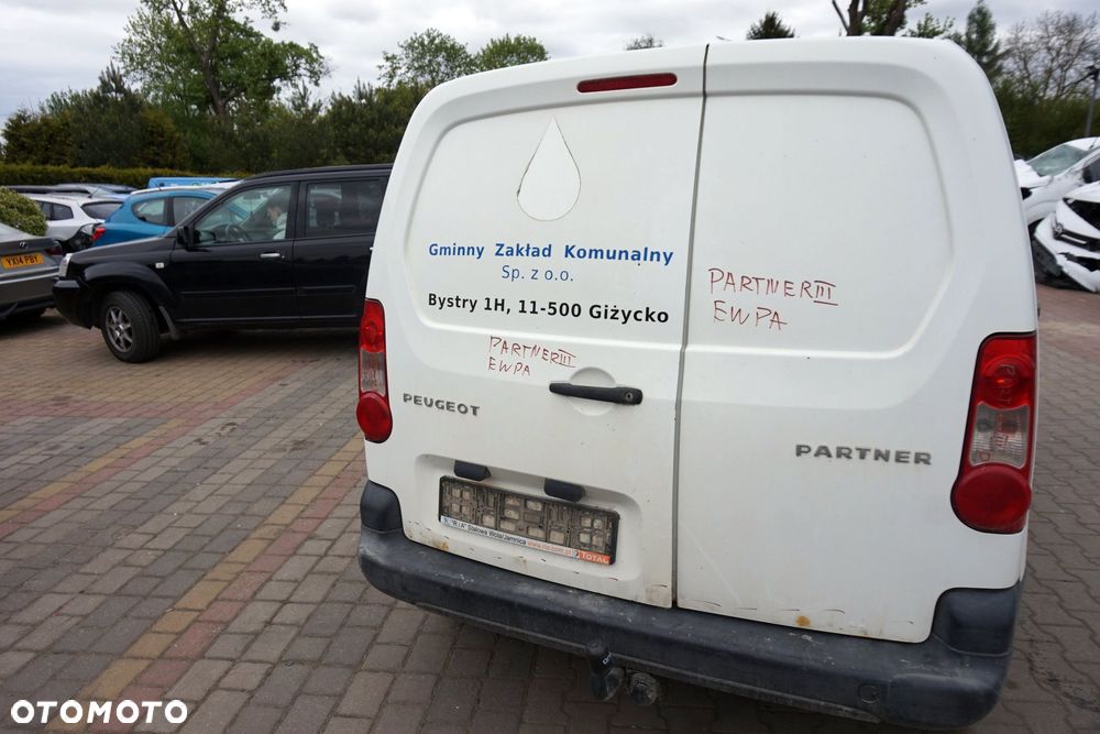 DRZWI TYLNE PRAWE PARTNER III B9 EWPA  BIAŁY PEUGEOT 2008-2018 - 2