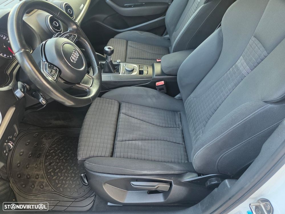 Audi A3 Limousine 1.6 TDI Sport - 17