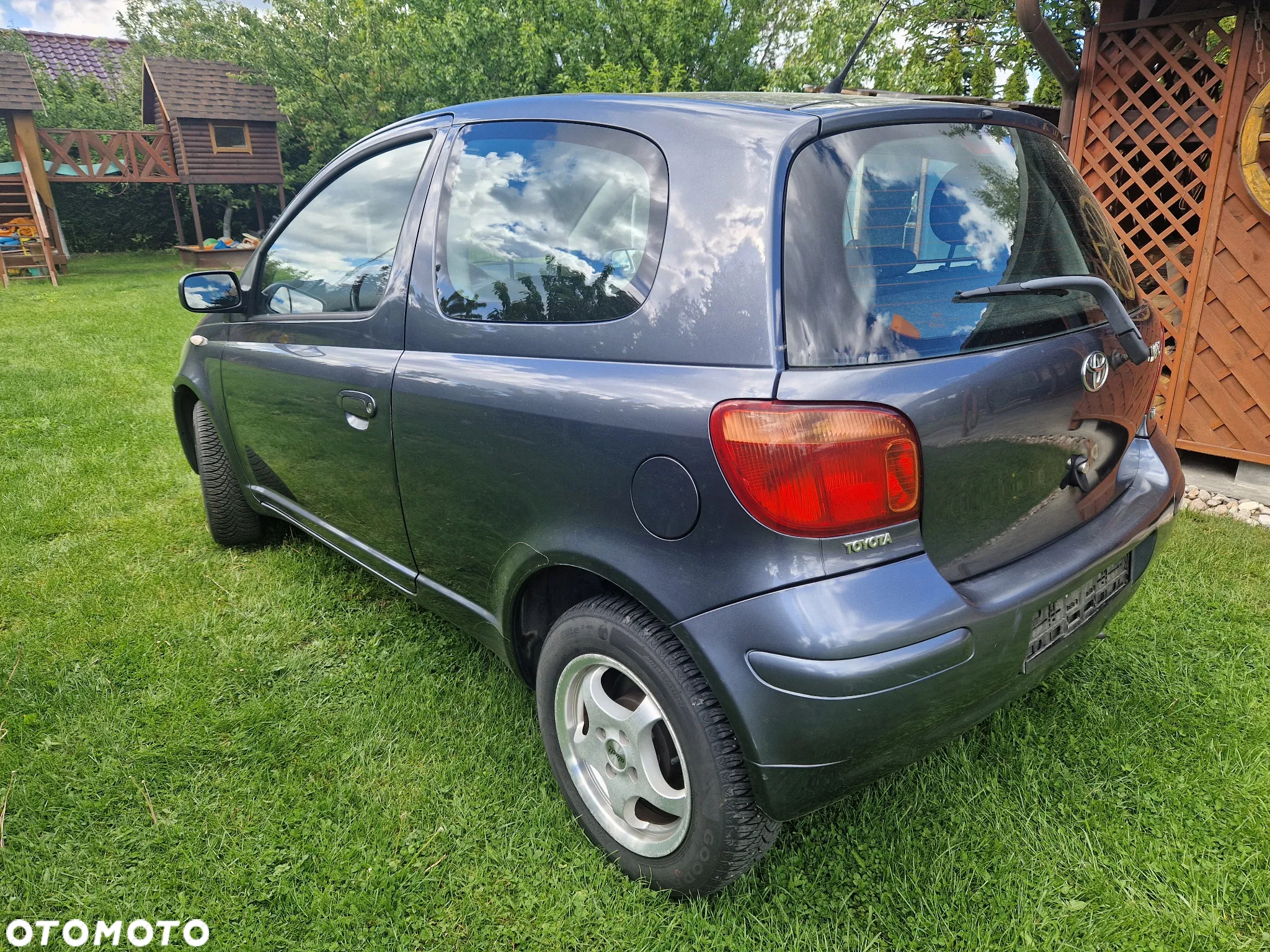 Toyota Yaris 1.3 VVT-i Luna - 3