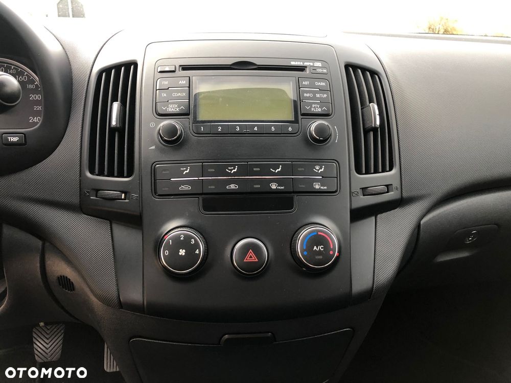 Hyundai i30 1.4 Comfort - 17