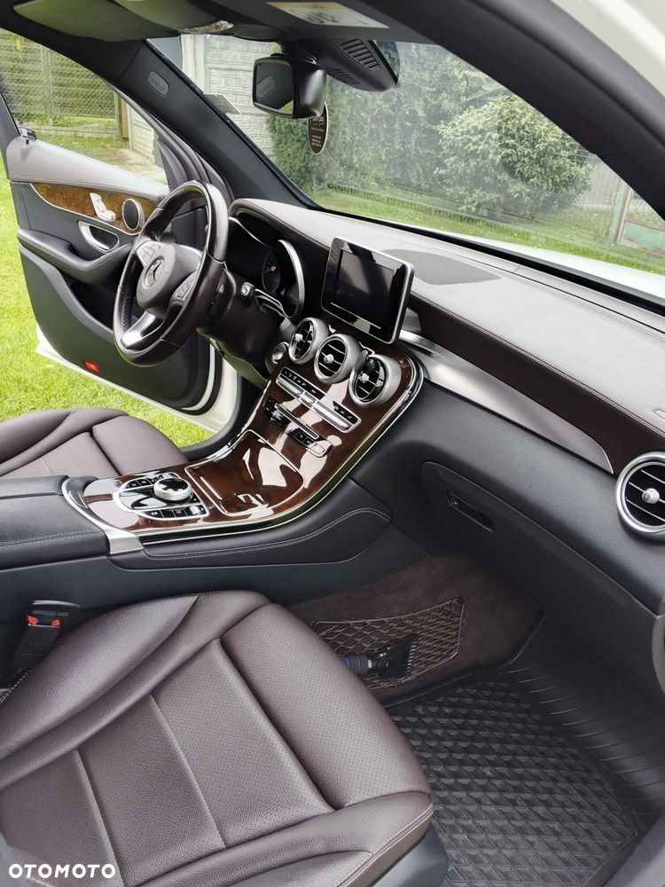 Mercedes-Benz GLC 250 4-Matic - 9