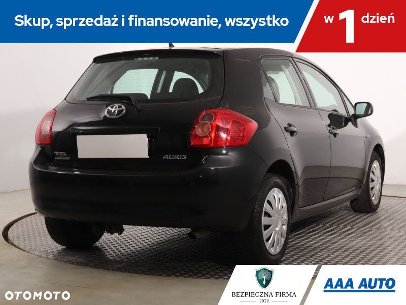 Toyota Auris - 7