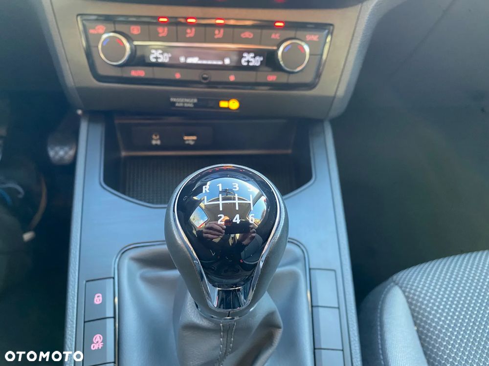 Seat Ibiza 1.0 TGI S&S Style - 29