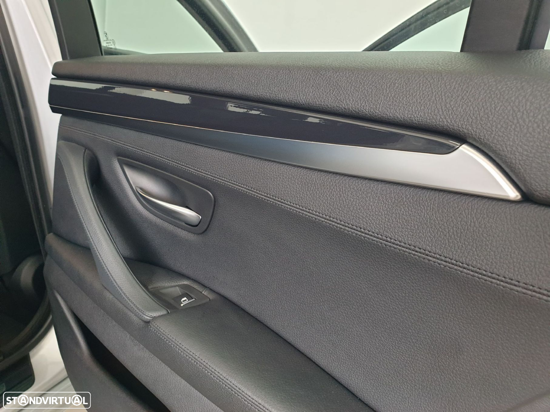 BMW 520 d Auto - 37