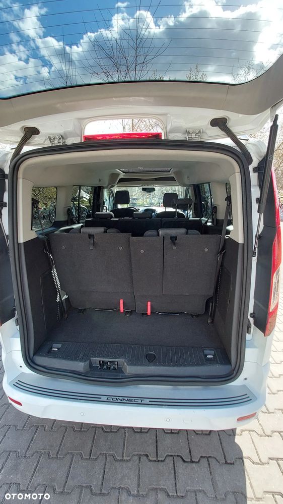 Ford Tourneo Connect Grand - 20