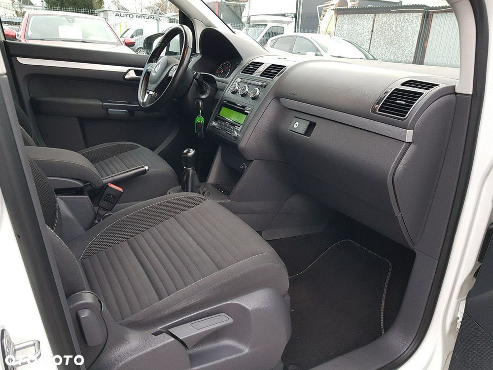 Volkswagen Touran 1.4 TSI Cup - 16