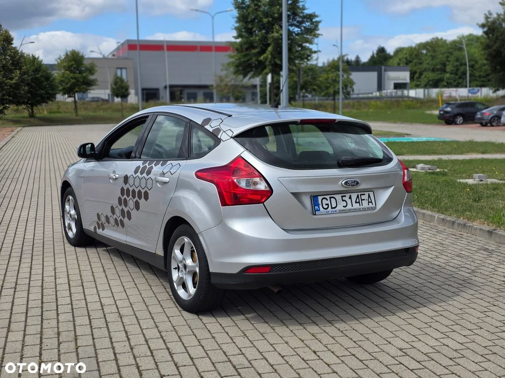 Ford Focus 1.6 Ambiente - 6