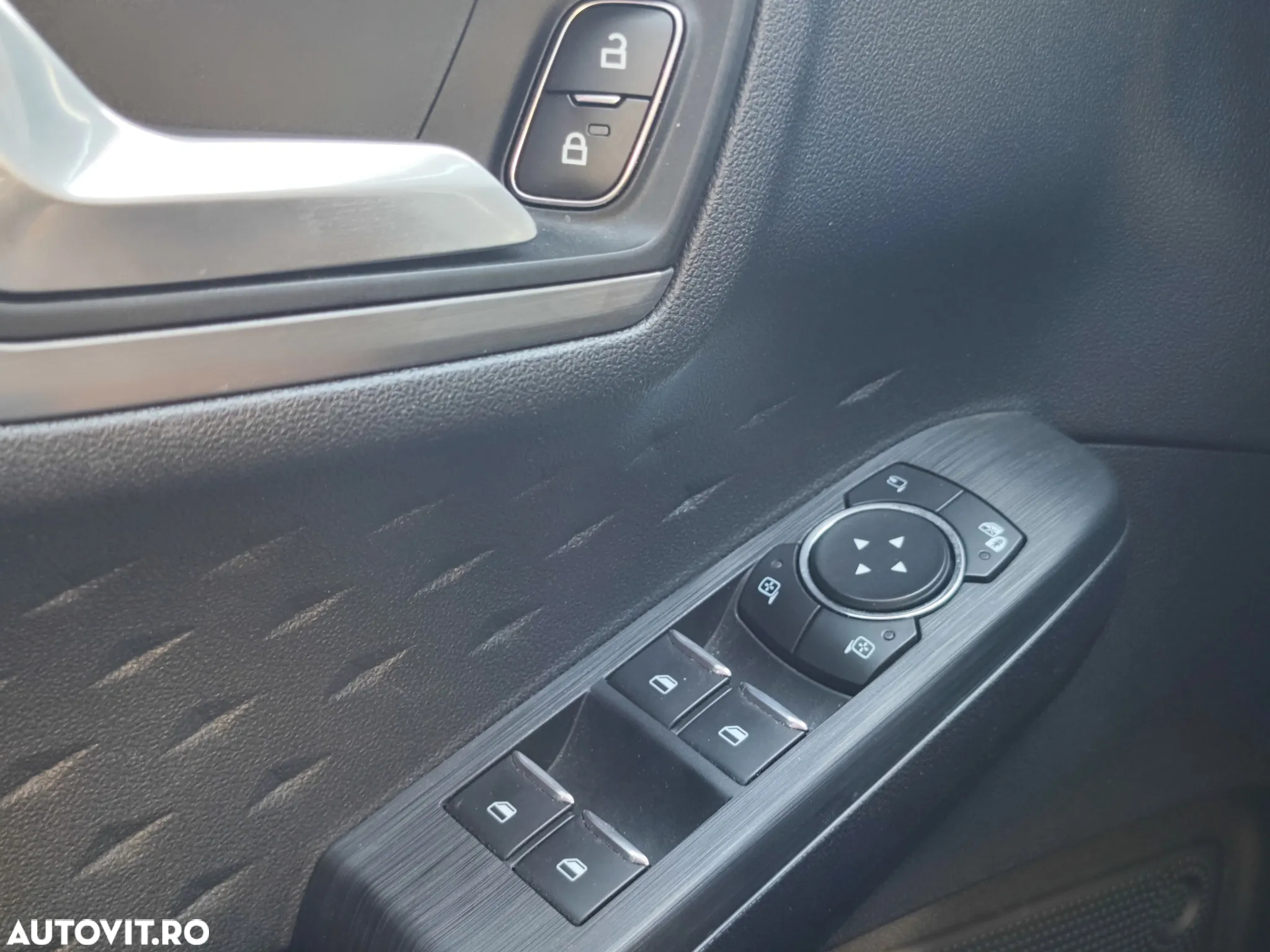 Ford Kuga 1.5 EcoBoost FWD Titanium - 33