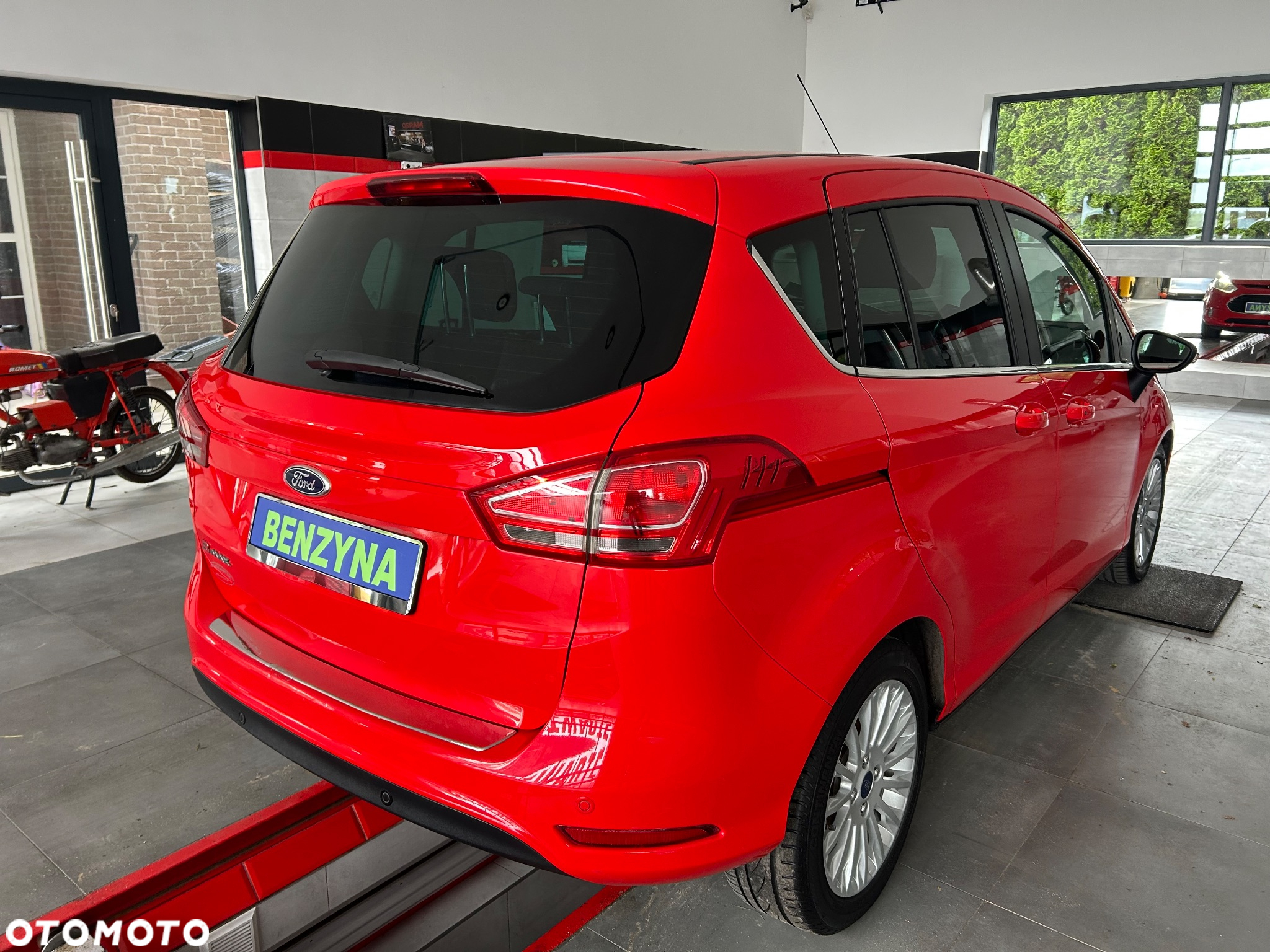 Ford B-MAX 1.6 Colourline - 8