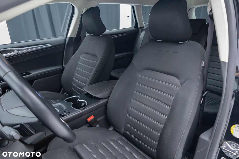 Ford Mondeo 2.0 EcoBlue Titanium - 22