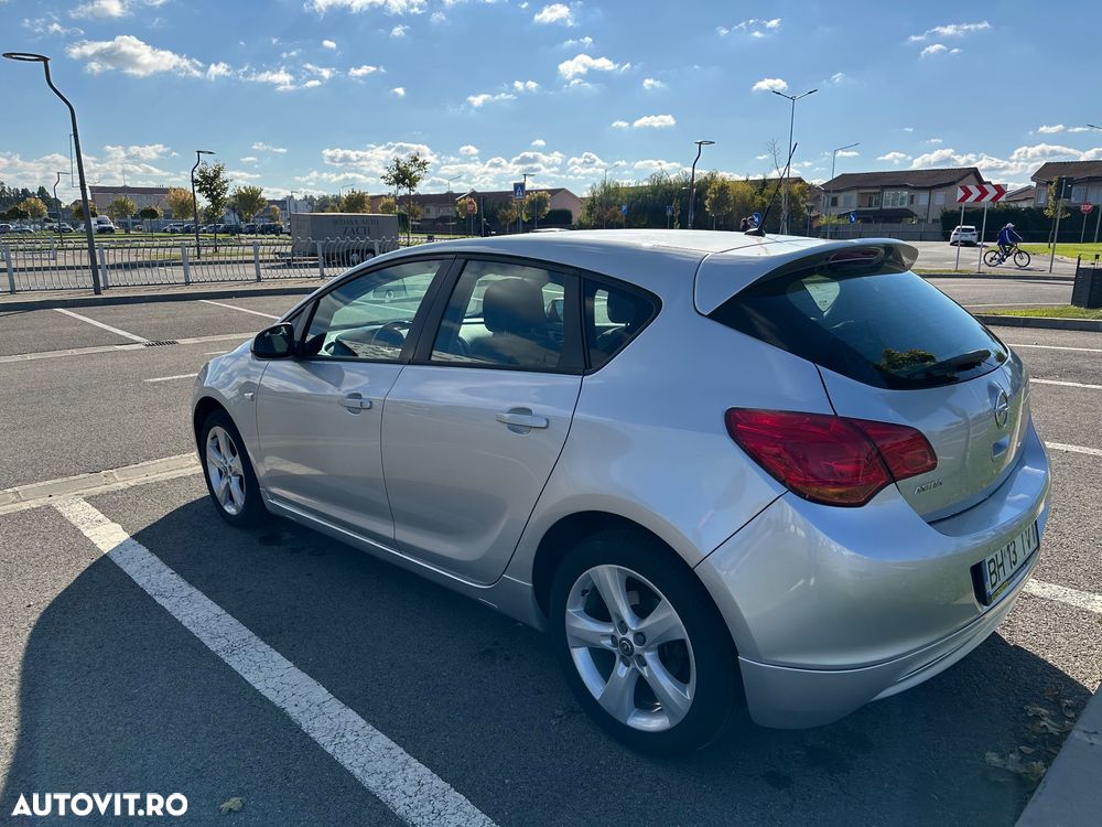 Opel Astra 1.6 TWINPORT ECOTEC Selection - 8
