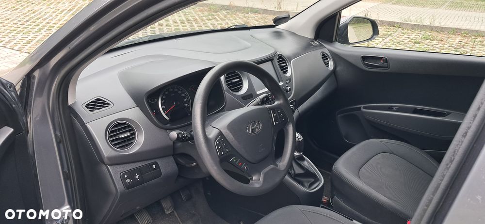Hyundai i10 1.0 Premium - 19
