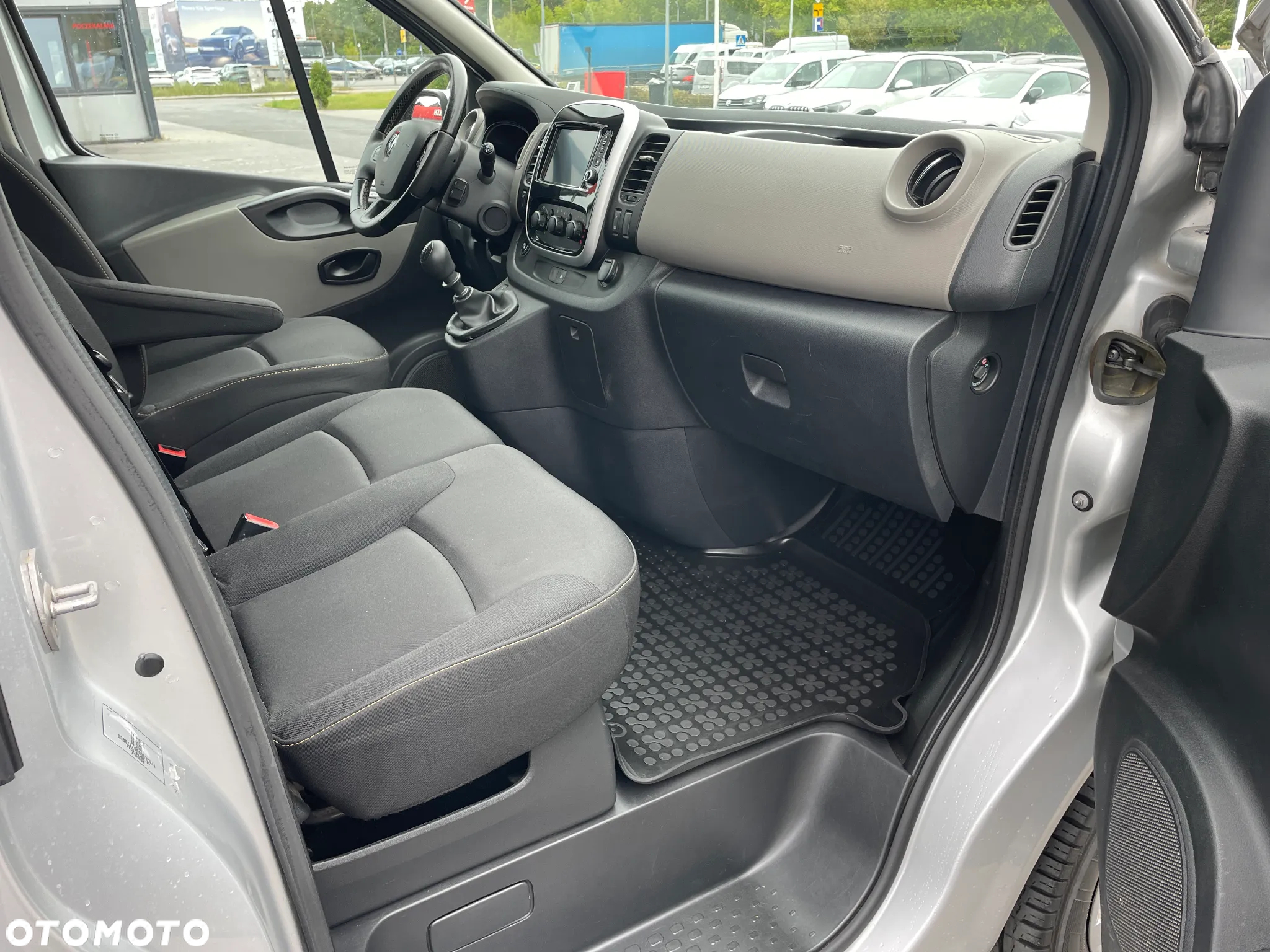 Renault Trafic ENERGY dCi 125 Grand Combi Expression - 9