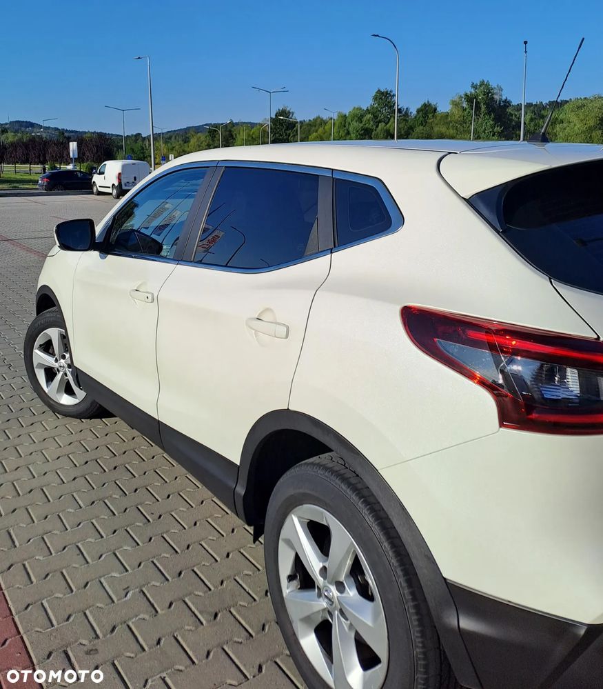 Nissan Qashqai 1.3 DIG-T Acenta DCT - 5