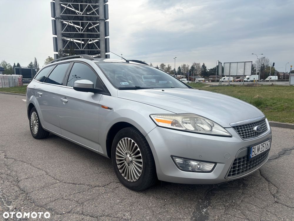 Ford Mondeo 2.5 Titanium - 2