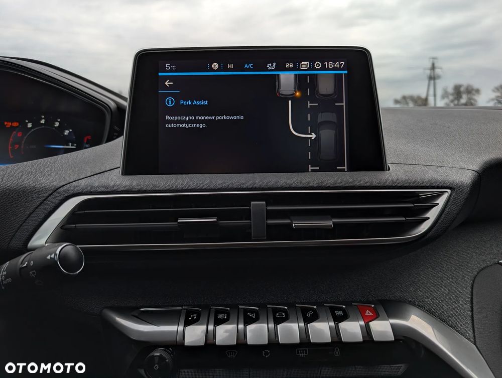 Peugeot 3008 PureTech 130 Stop & Start GPF Allure - 29