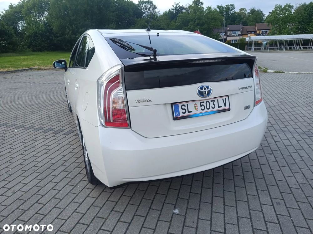 Toyota Prius 1.8 HSD Prestige - 15