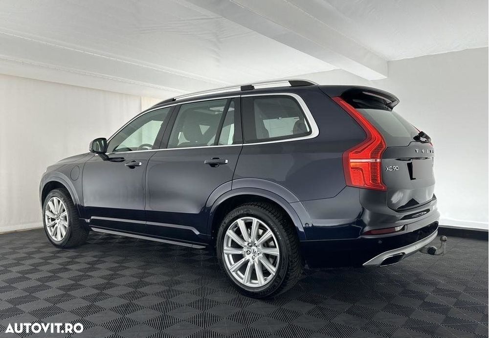 Volvo XC 90 - 11