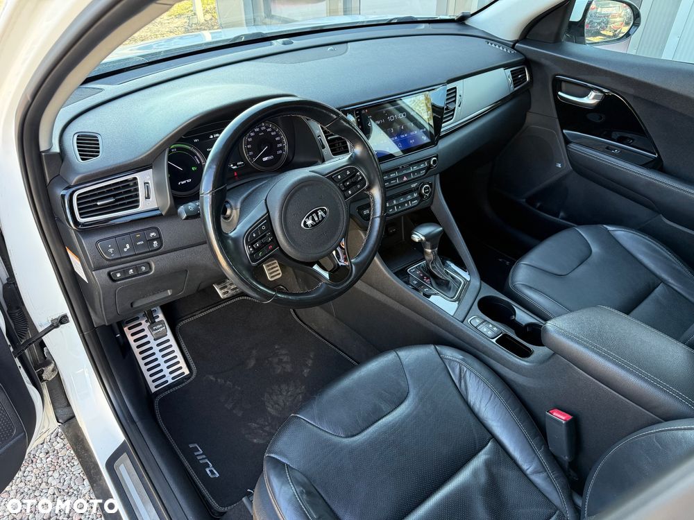 Kia Niro 1.6 GDI PHEV 2WD OPF Vision - 23