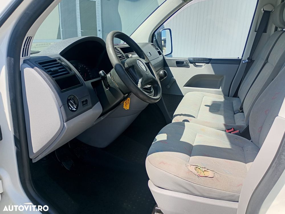 Volkswagen Transporter T5 Doka - 7