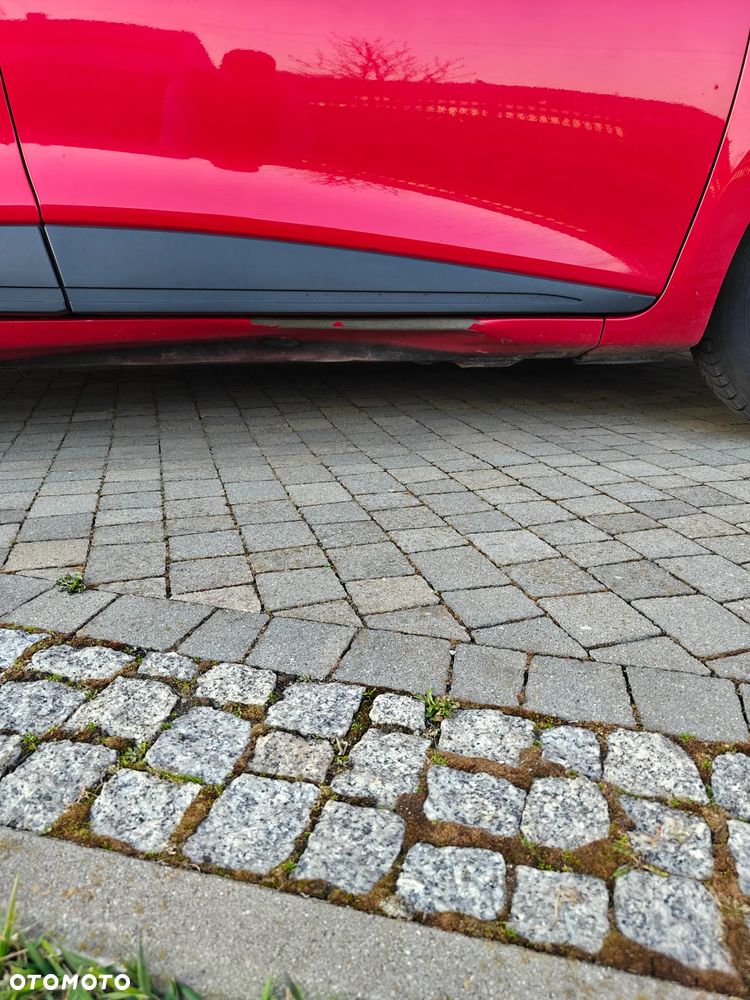 Renault Clio 1.2 16V Alize - 8