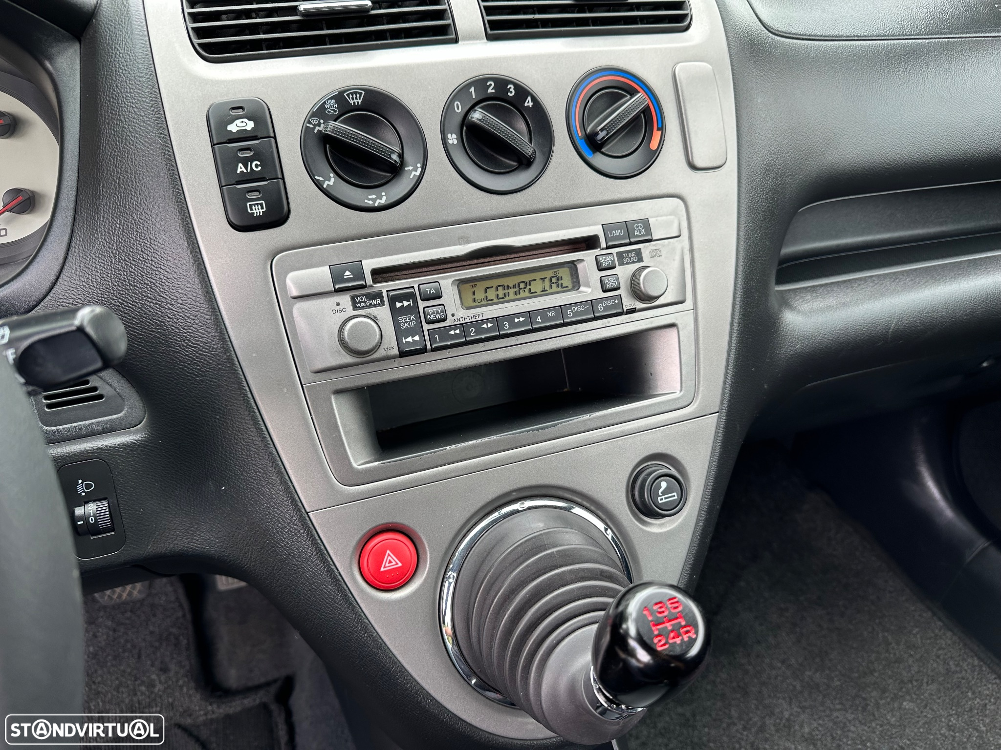 Honda Civic 1.4 Sport - 14