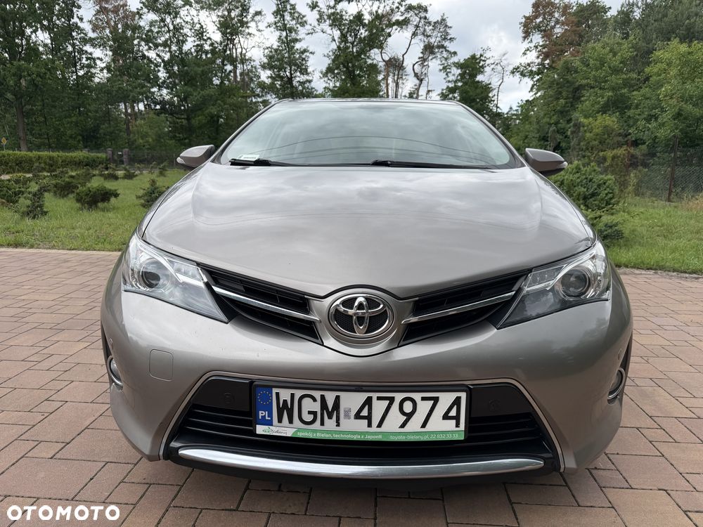 Toyota Auris 1.33 VVT-i Premium Comfort - 12