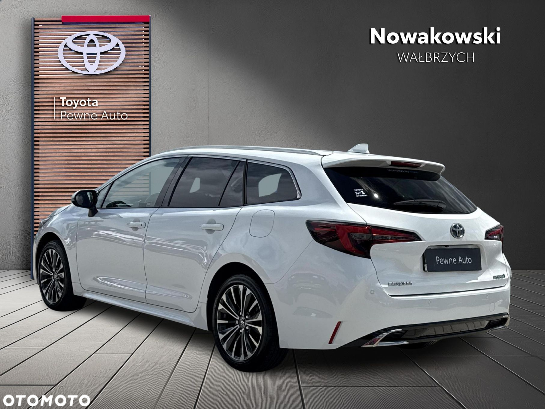Toyota Corolla - 4