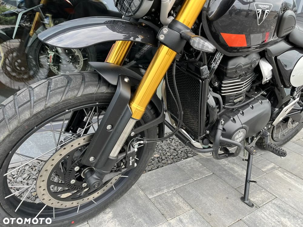 Triumph Scrambler - 3