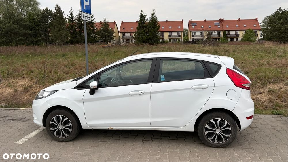 Ford Fiesta 1.4 TDCi Ambiente - 2