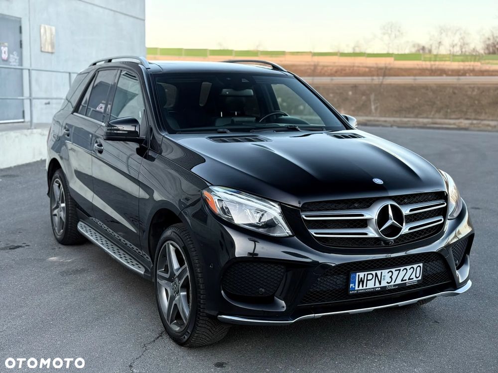 Mercedes-Benz GLE 400 4Matic 9G-TRONIC AMG Line - 13