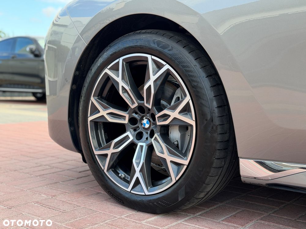 BMW Seria 7 740d xDrive mHEV sport - 6