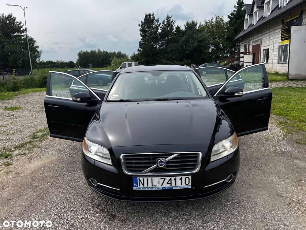 Volvo S80