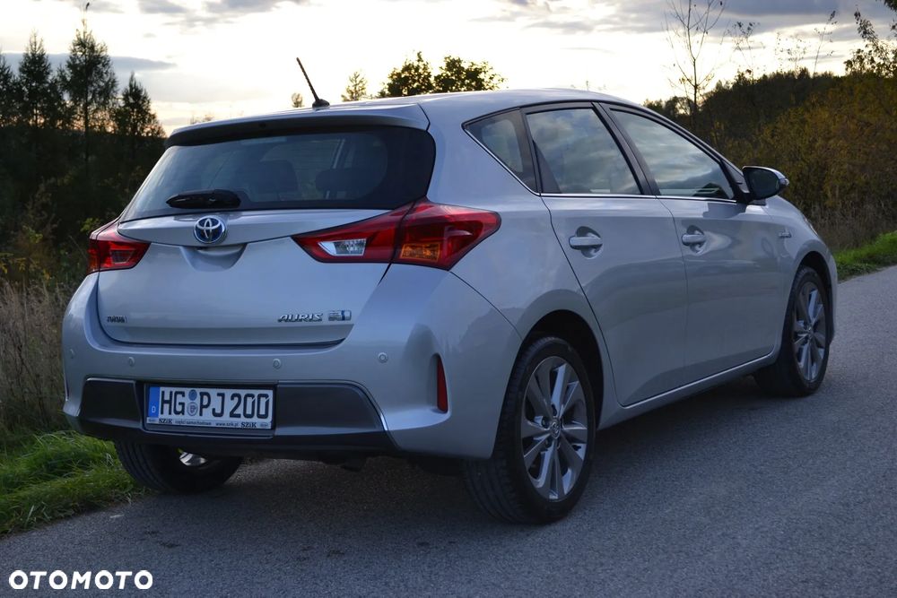 Toyota Auris 1.8 HSD Luna - 11