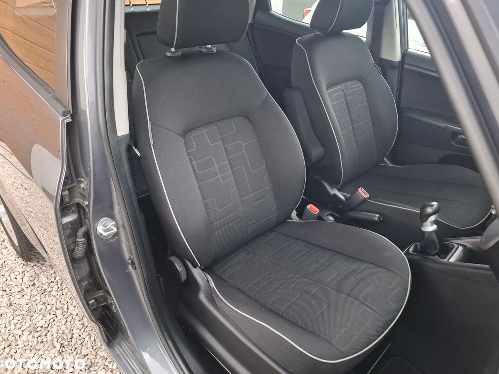 Kia Venga 1.4 CVVT Vision - 28