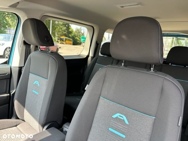 Ford Tourneo Connect Grand - 11