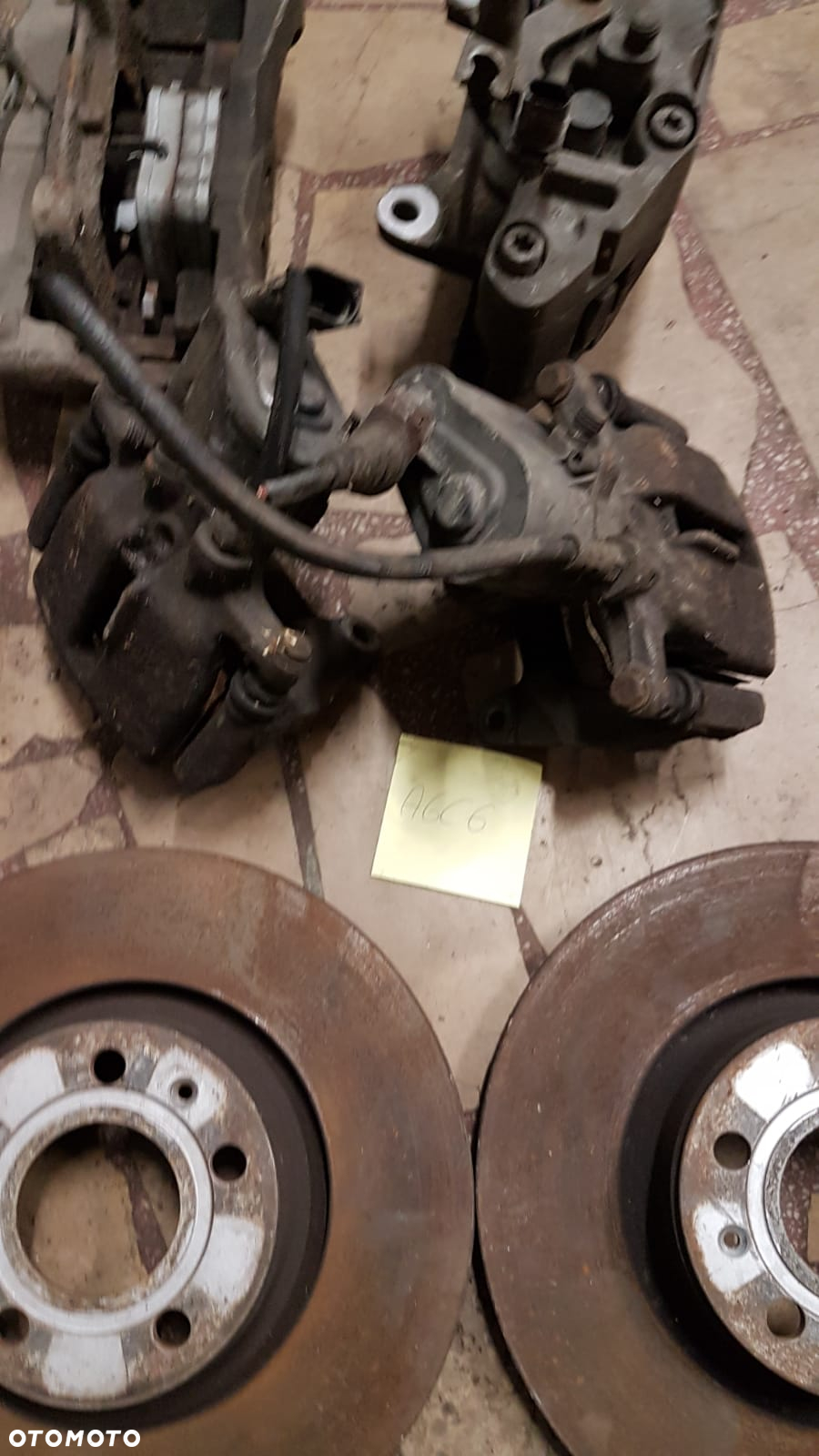 A6 C6 A4 ZACISK HAMULCOWY 320 mm TARCZA PRZÓD TYŁ LEWY PRAWY   4F0615301E ORG - 2