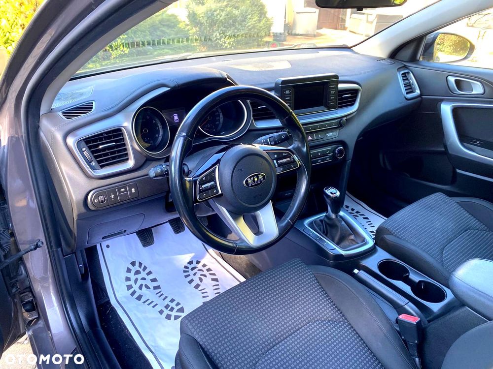 Kia Ceed 1.4 Vision - 36