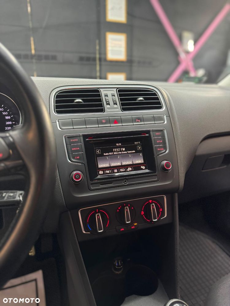 Volkswagen Polo - 25