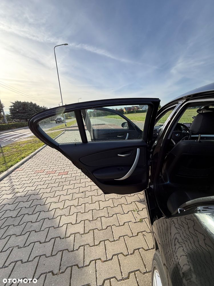 BMW Seria 1 116d - 21