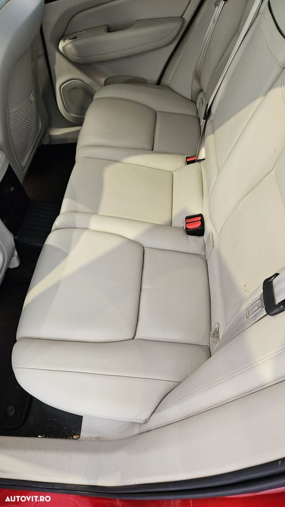 Volvo XC 60 T8 Twin Engine AWD Geartronic Inscription - 5