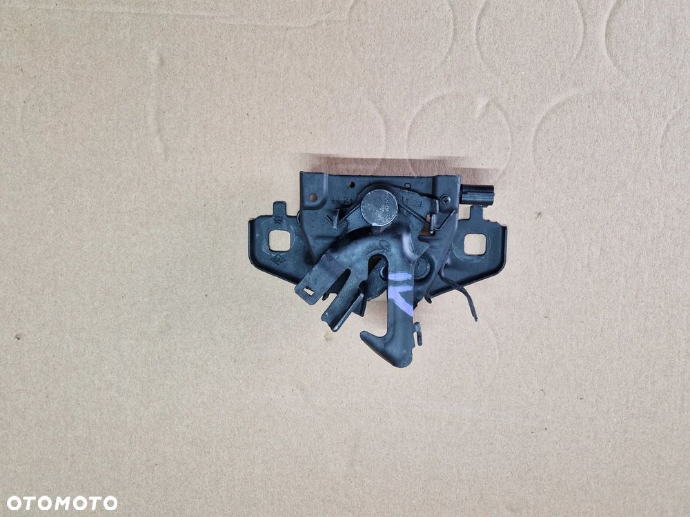 ZAMEK MASKI MASTER IV MOVANO 656017752R - 2