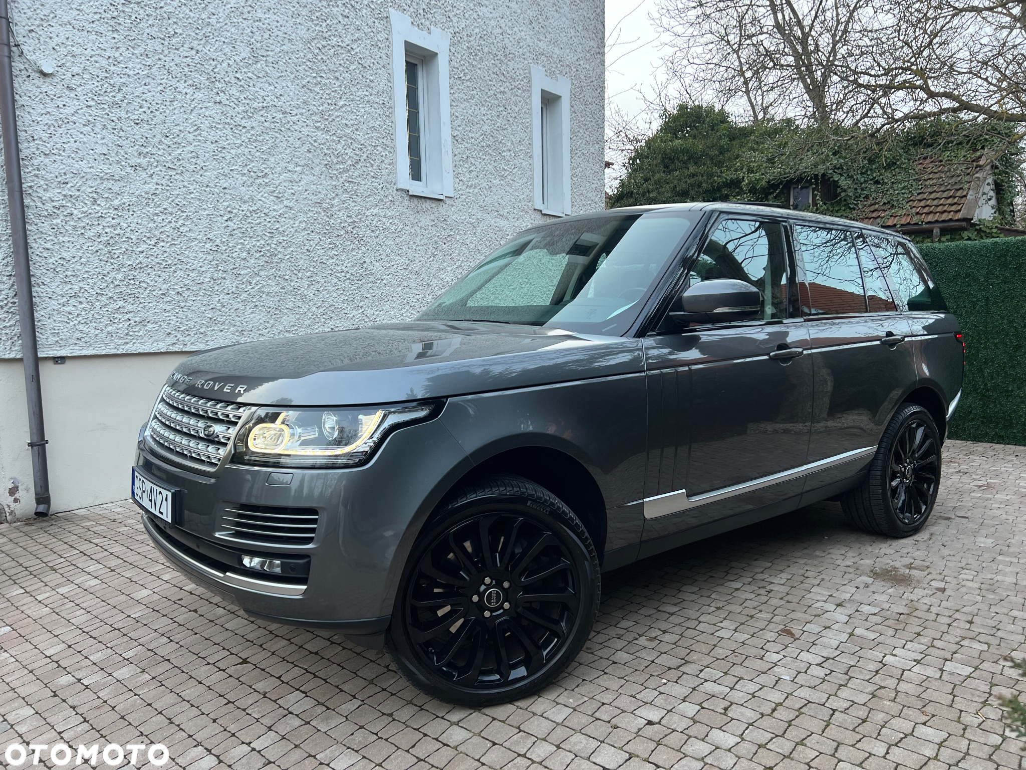 Land Rover Range Rover 4.4SD V8 LWB Vogue - 3