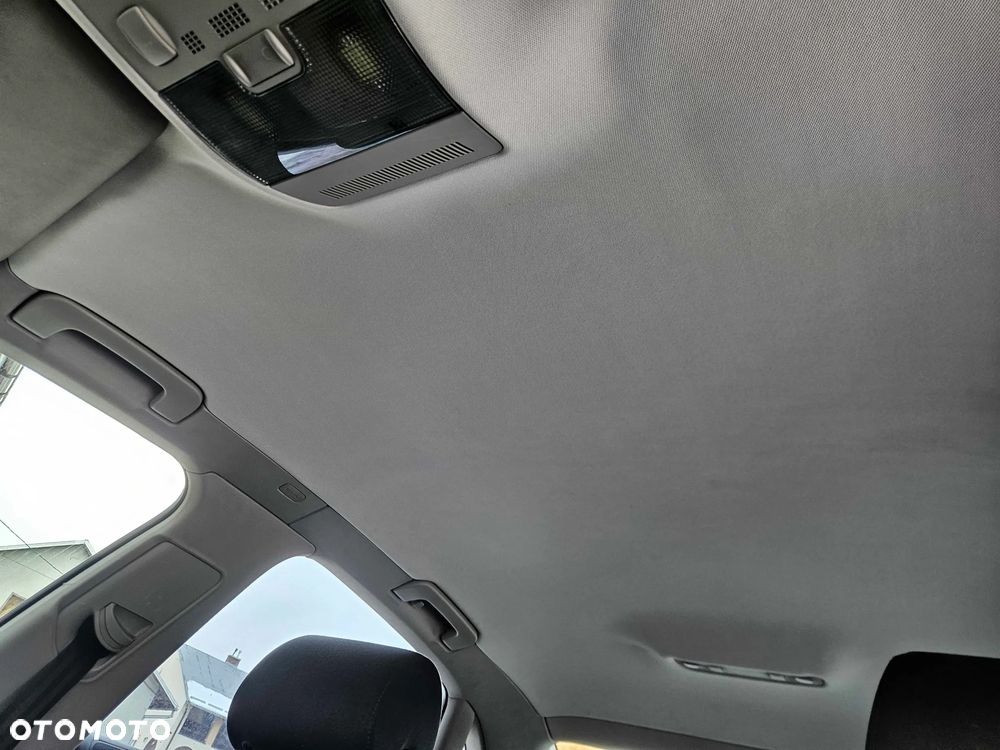 Podsufitka Sufit Tapicerka Jasna Audi A4 B6 B7 Sedan Naprawiana - 39